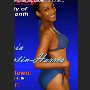 Meet your Posher, Renia